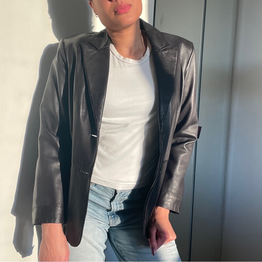 Classic Black Leather Women's Blazer Jacket - Picture 3 of 8